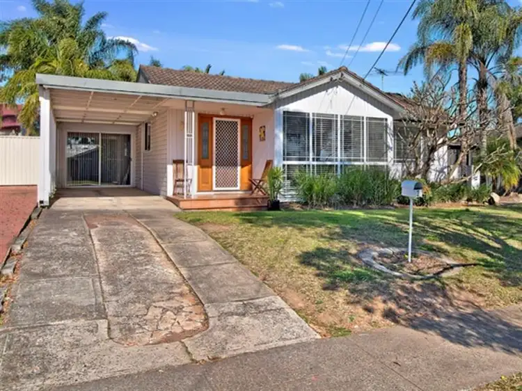 2 Drake Pl, Blacktown NSW