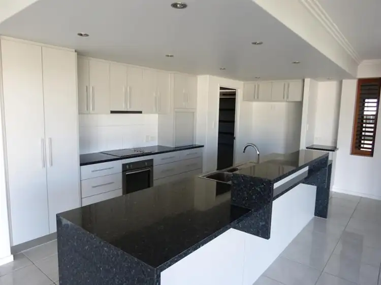 Second view of Homely house listing, 3 Morgan Pl, Emerald QLD