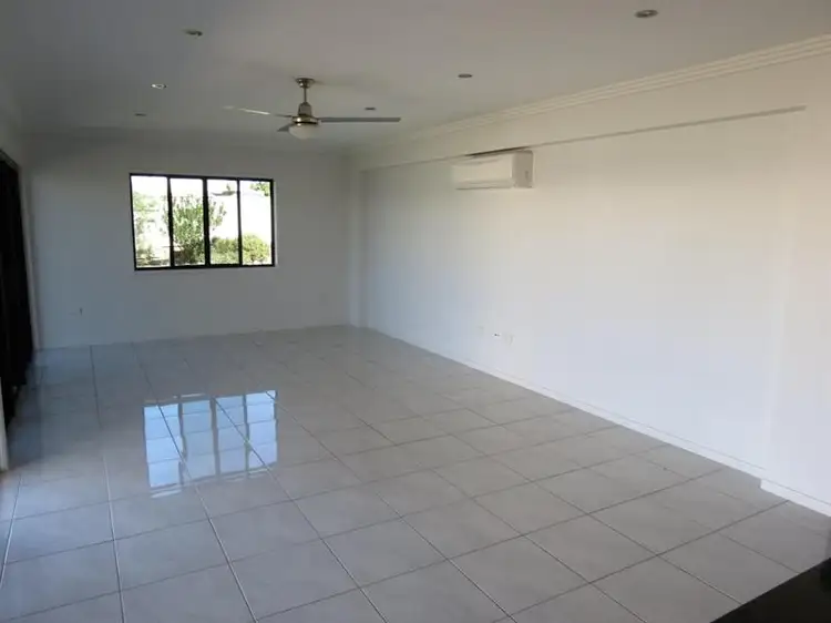 Fifth view of Homely house listing, 3 Morgan Pl, Emerald QLD