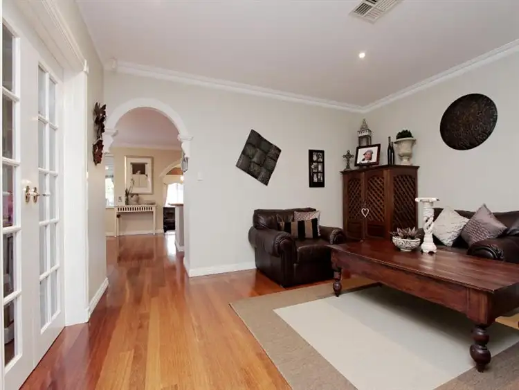 Fourth view of Homely house listing, 10 Dawnview Rse, Ellenbrook WA