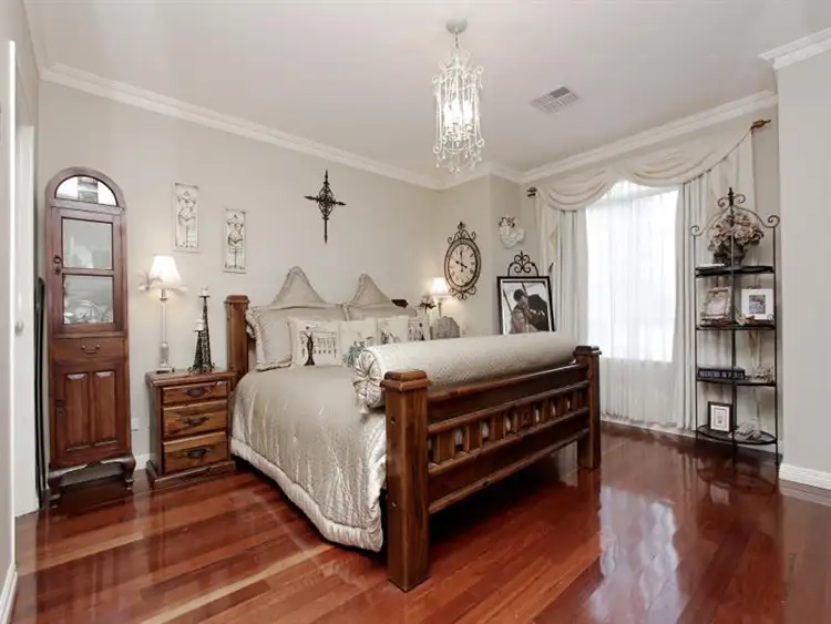 Fifth view of Homely house listing, 10 Dawnview Rse, Ellenbrook WA