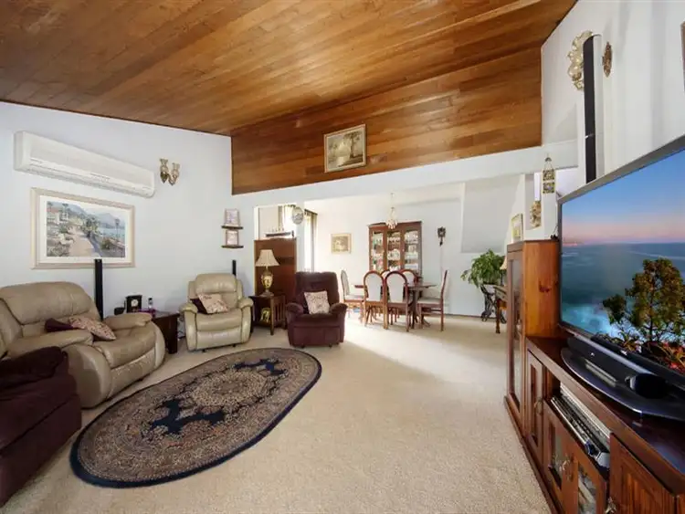 Second view of Homely house listing, 4 Jefferson Cres, Bonnet Bay NSW