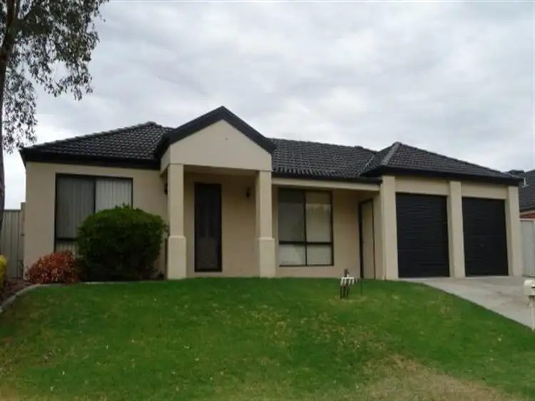 Second view of Homely house listing, 14 Montclair Ave, Wodonga VIC