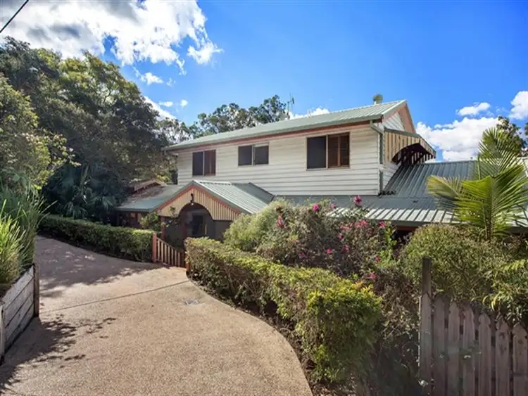 Third view of Homely house listing, 4 Amulla Ct, Mudgeeraba QLD