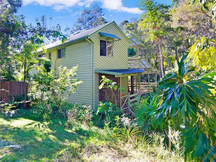 22 Cornwall Dr, Elanora QLD