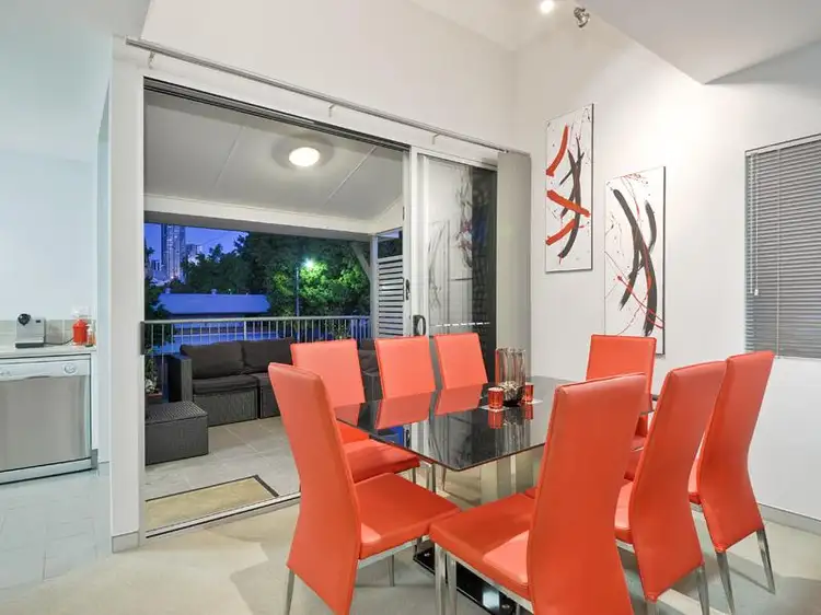 Fourth view of Homely townhouse listing, 122 Fortescue St, Spring Hill QLD