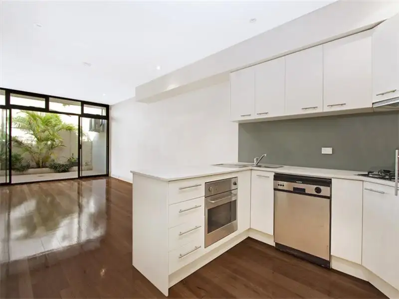 Main view of Homely unit listing, 4/62 Victoria St, Beaconsfield NSW