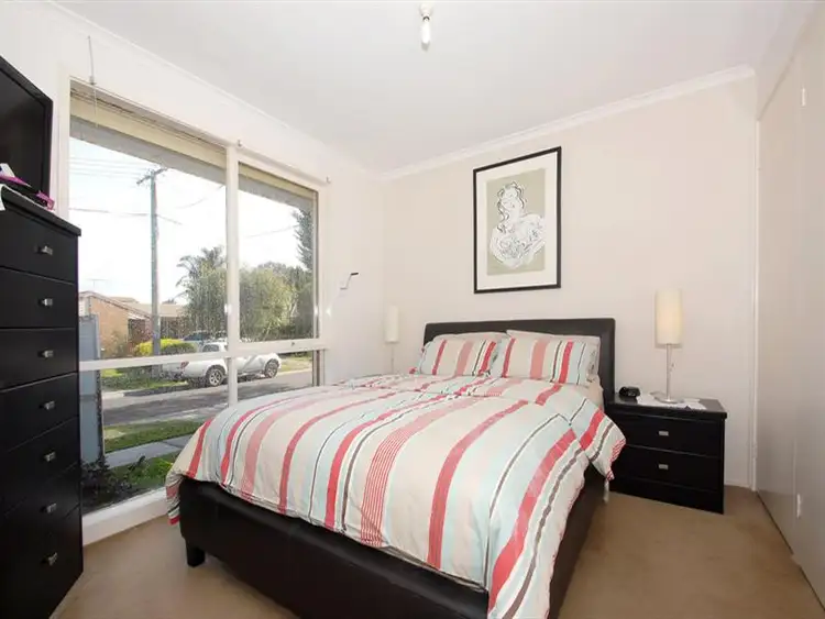 Seventh view of Homely house listing, 8 Wildcroft Ct, Carrum Downs VIC