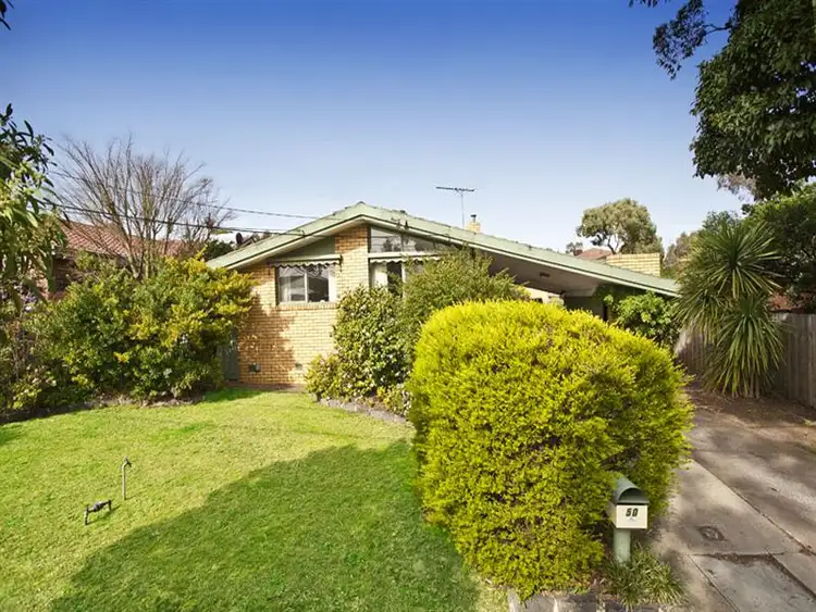 50 Greenways Rd, Glen Waverley VIC