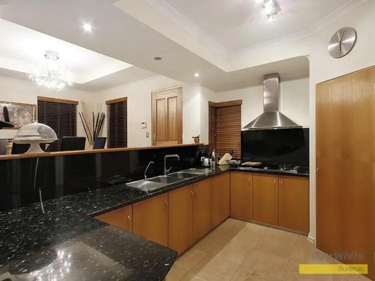 Sixth view of Homely house listing, 2 Torokina Mews, Dianella WA