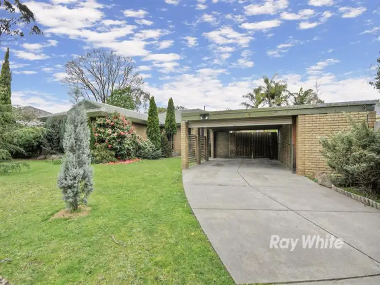 9 Mowbray Dr, Wantirna South VIC