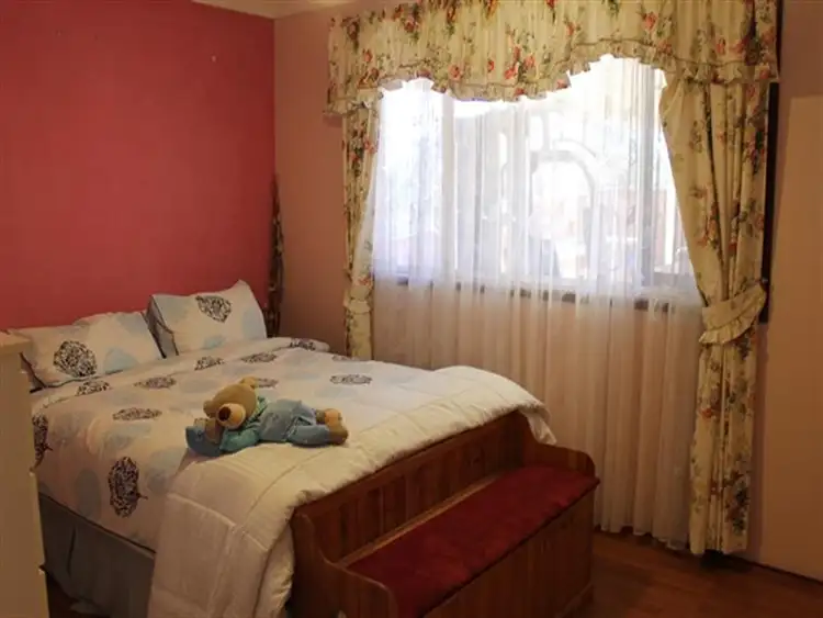 Sixth view of Homely house listing, 19 Granite Pl, Eagle Vale NSW