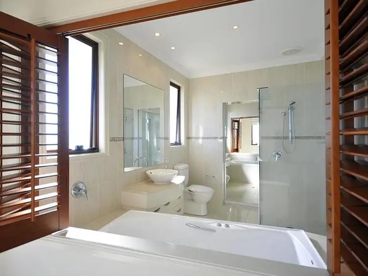 Seventh view of Homely other listing, 2/26 Jefferson Lane, Palm Beach QLD