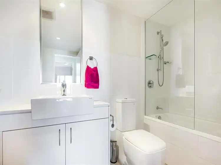 Fourth view of Homely house listing, Apartment 202, 11 Ellenborough St, Ipswich QLD