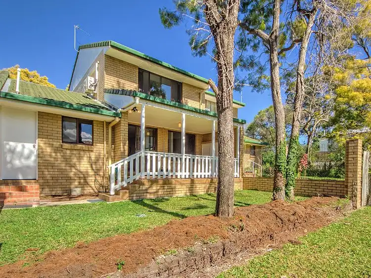 3/36 Government Rd, Labrador QLD