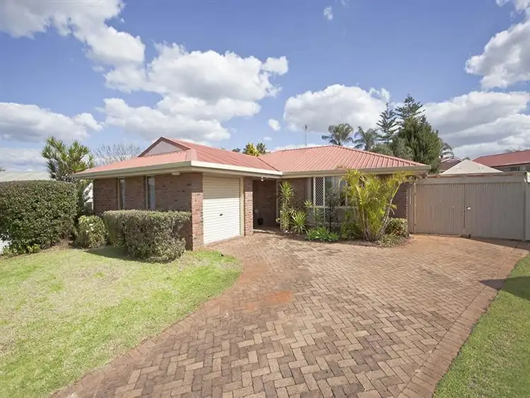 30 Danica Ct, Kearneys Spring QLD
