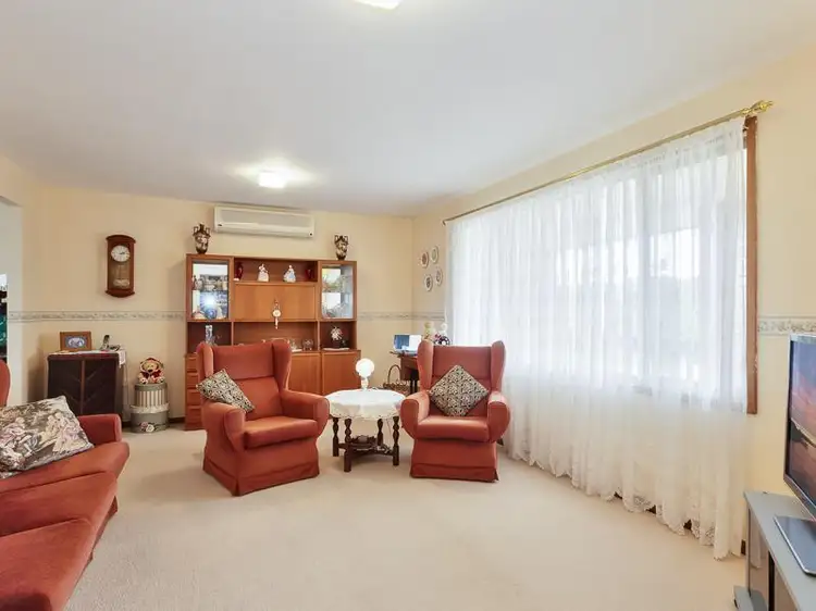 Second view of Homely house listing, 3 Dymock Cl, Jewells NSW
