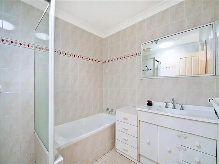 Fourth view of Homely villa listing, 3/7 Stuart St, Helensburgh NSW