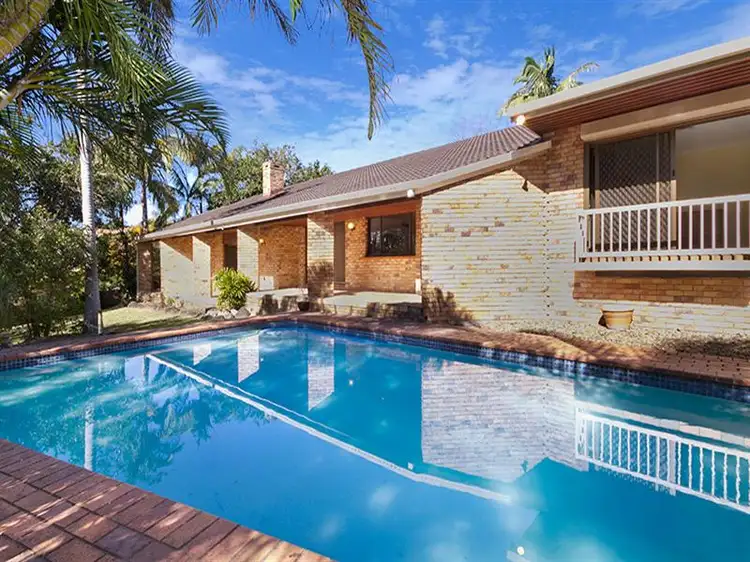 6 Lawson Ct, Mount Ommaney QLD