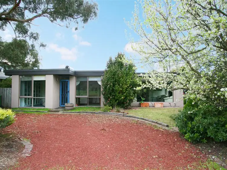 39 Yarraview Rd, Yarra Glen VIC