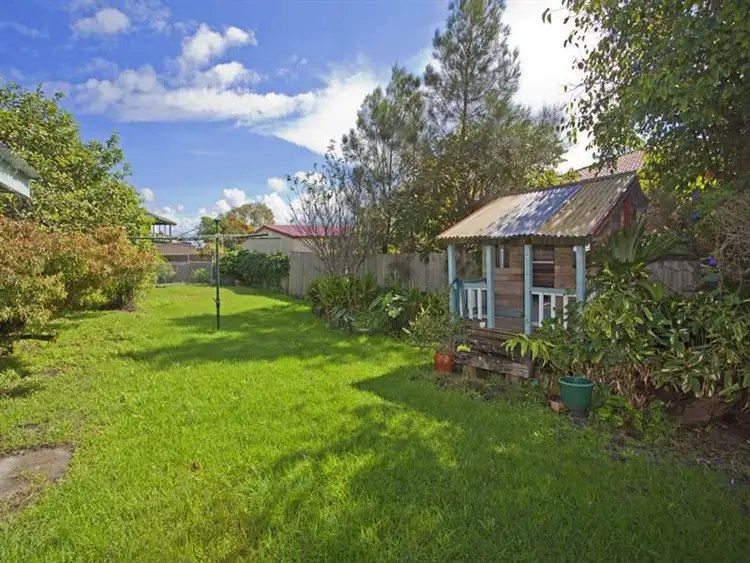 Fourth view of Homely house listing, 1 Bernie St, Bundeena NSW