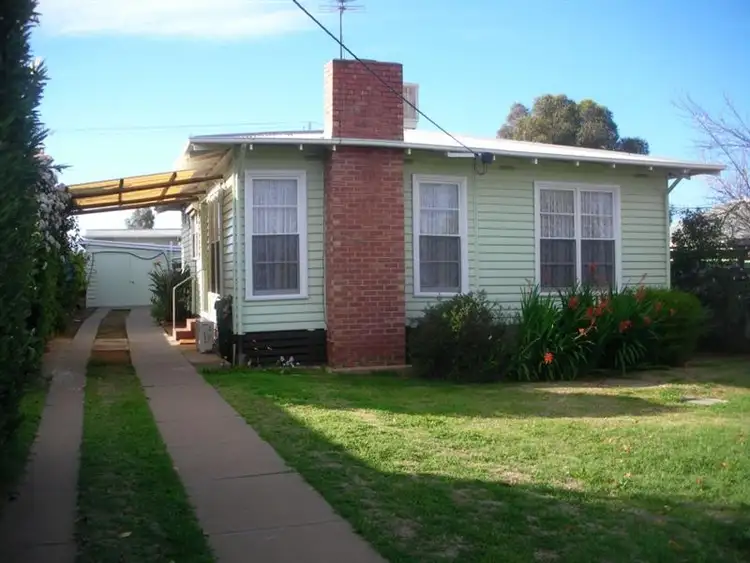 Second view of Homely house listing, 669 Woomera Ave, Red Cliffs VIC
