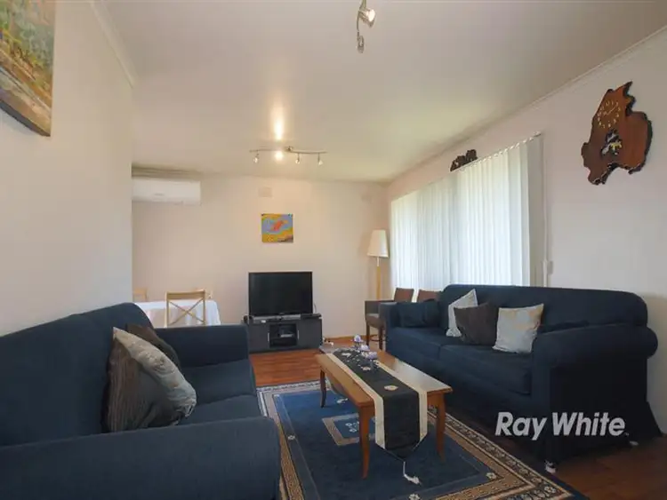 Third view of Homely unit listing, 1/2 Quirk Ct, Endeavour Hills VIC