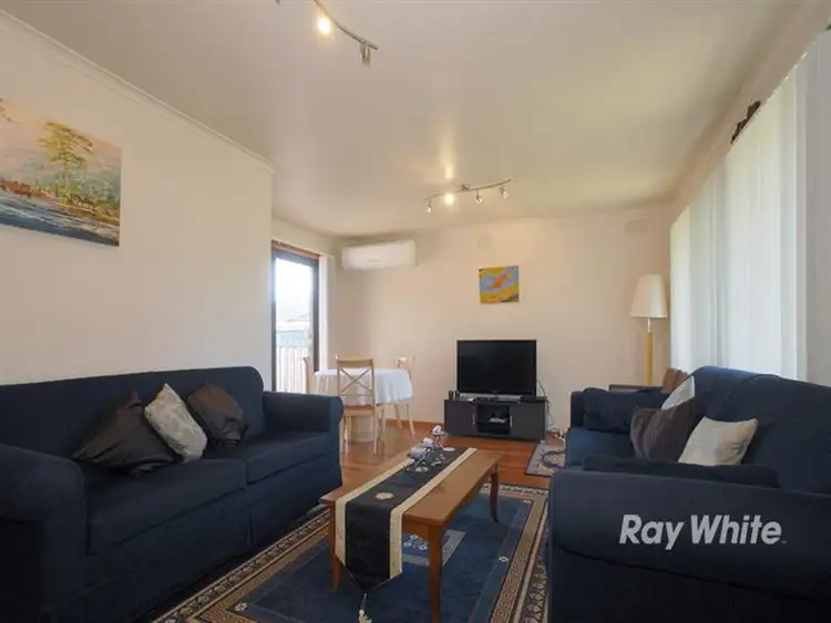 Fourth view of Homely unit listing, 1/2 Quirk Ct, Endeavour Hills VIC