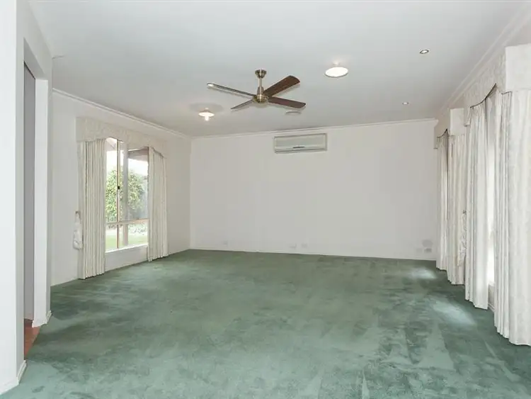 Fourth view of Homely house listing, 8 Brookfield Ave, Brookfield VIC