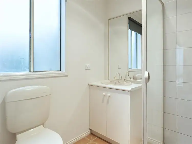 Sixth view of Homely house listing, 8 Brookfield Ave, Brookfield VIC