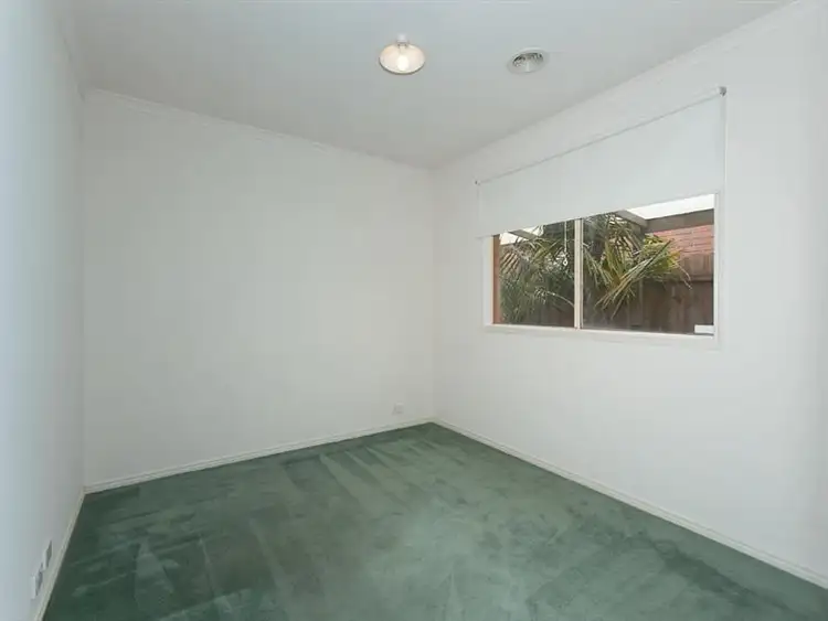 Seventh view of Homely house listing, 8 Brookfield Ave, Brookfield VIC