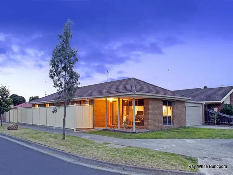 1 Bellevue Ct, Mill Park VIC