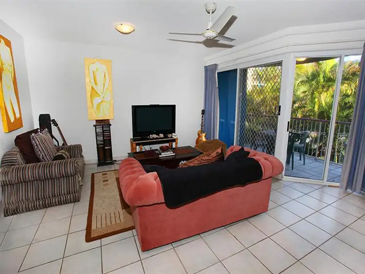 Fifth view of Homely unit listing, 2/10-20 Maroubra St, Alexandra Headland QLD