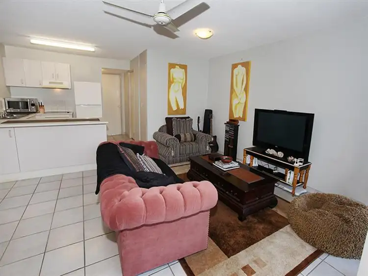 Sixth view of Homely unit listing, 2/10-20 Maroubra St, Alexandra Headland QLD