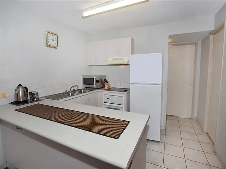 Seventh view of Homely unit listing, 2/10-20 Maroubra St, Alexandra Headland QLD