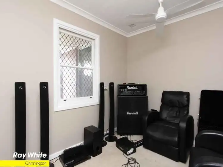 Seventh view of Homely house listing, 64 Cameron St, Langford WA