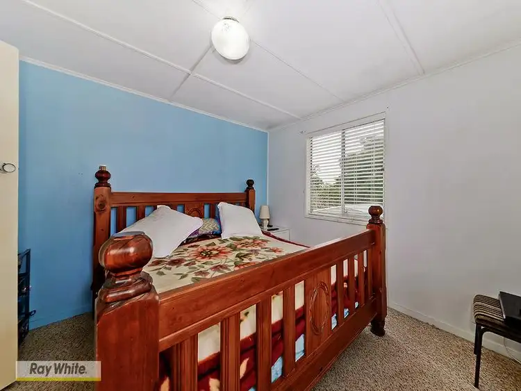 Seventh view of Homely house listing, 15 Essey St, Clontarf QLD