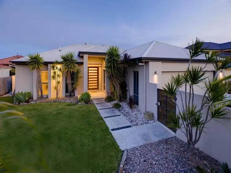 106 Glenfields Blvd, Mountain Creek QLD