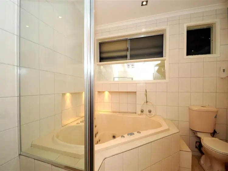 Seventh view of Homely house listing, 21 Arcadia Ct, Noble Park VIC