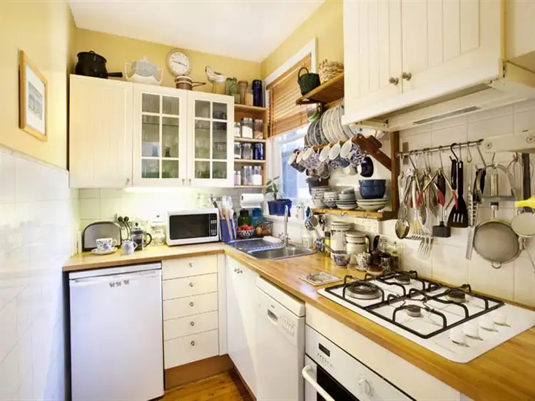 Third view of Homely apartment listing, 11/2 Kurraghein Ave, Rushcutters Bay NSW