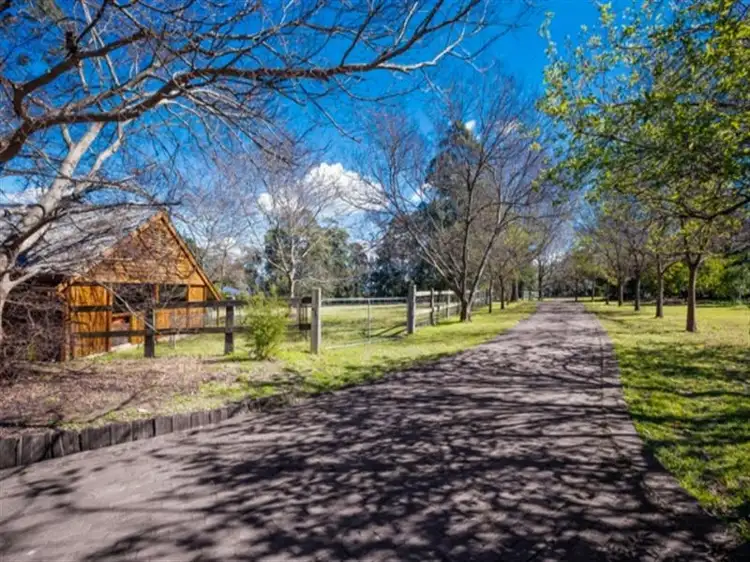 10 Perry Rd, Arcadia NSW