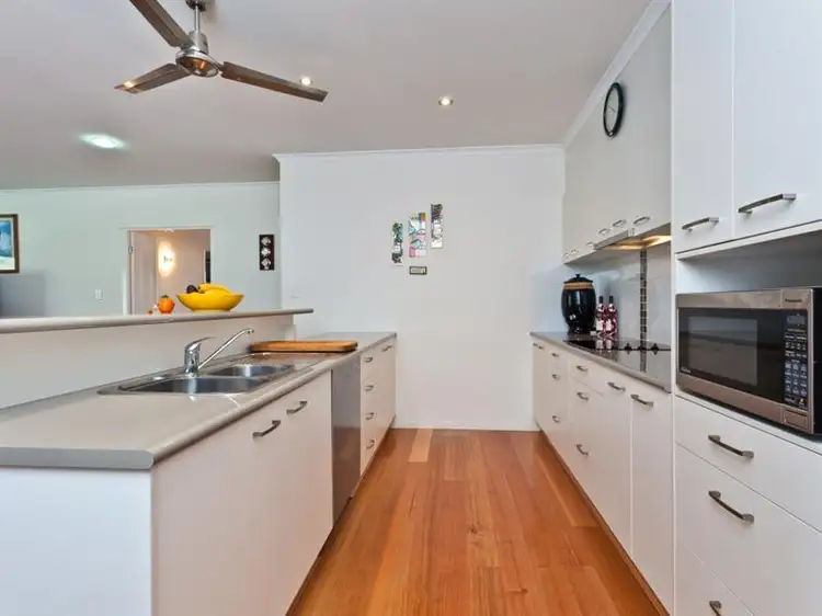 Second view of Homely house listing, 42 Singleton Pl, Carseldine QLD