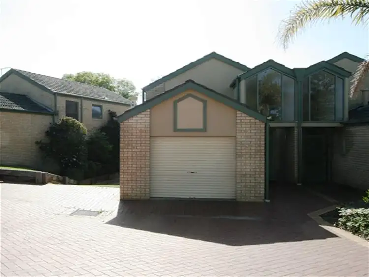 4/6 Findlay St, Cowes VIC