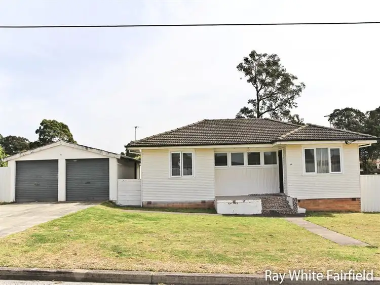 85 Palmerston Rd, Fairfield West NSW