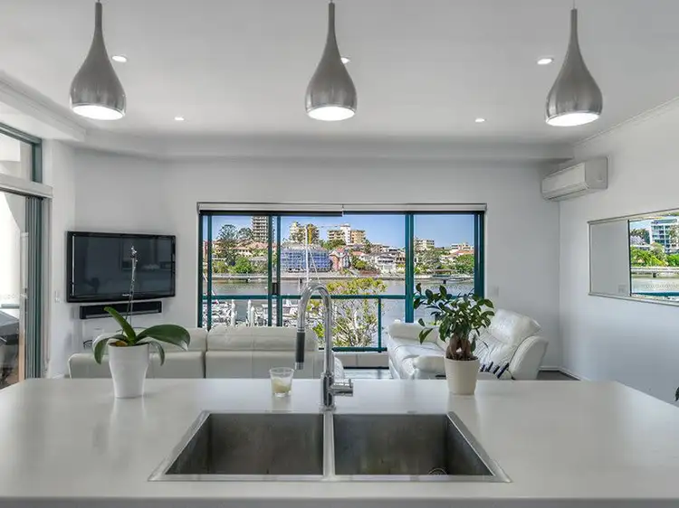 Fourth view of Homely apartment listing, 30/10 Goodwin Street, Kangaroo Point QLD 4169