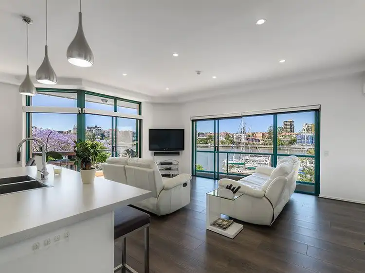 Sixth view of Homely apartment listing, 30/10 Goodwin Street, Kangaroo Point QLD 4169