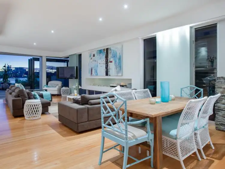 Second view of Homely house listing, 9 Addison Ave, Bulimba QLD