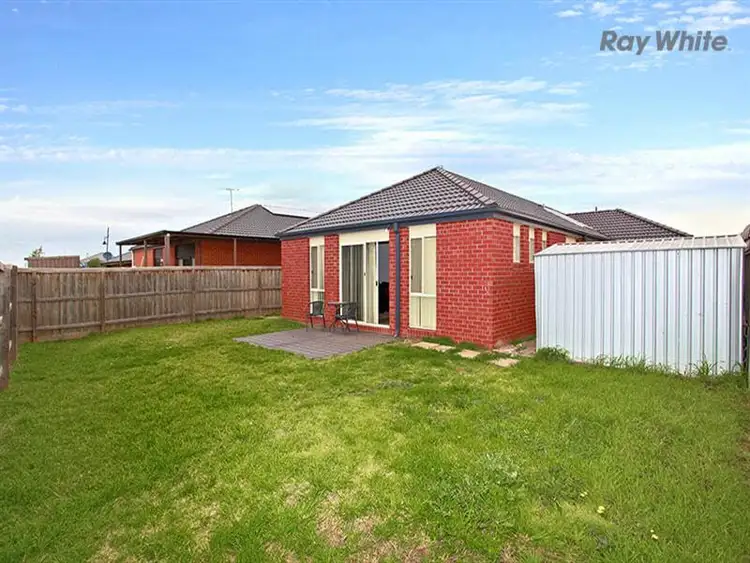 Sixth view of Homely house listing, 32 Emma Dr, Tarneit VIC