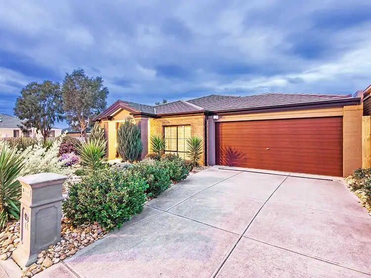 44 Cuthbert Ave, Truganina VIC