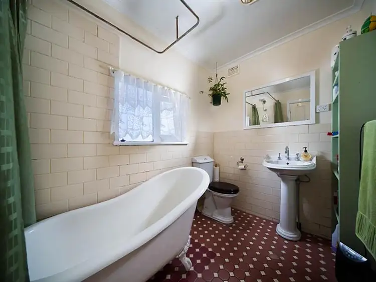 Sixth view of Homely house listing, 11 Hat Hill Rd, Blackheath NSW